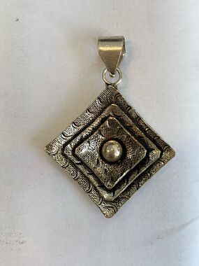 .925 Silver Geometric Square Pendant Necklace
